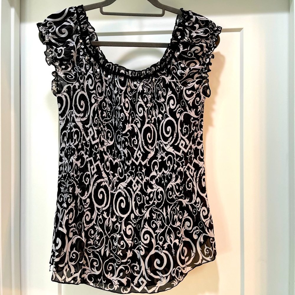 Black and White Blouse Size L